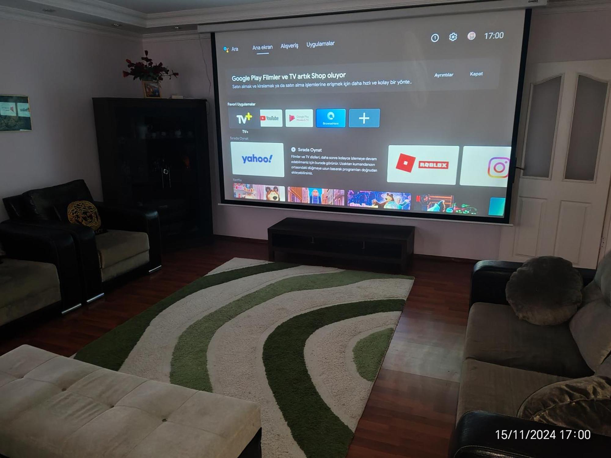 Beylikduezue Boelgesinde Ferah Bir Site Ici Konut Appartement *
